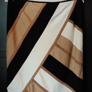 Size 6-White House/Black Market Skirt